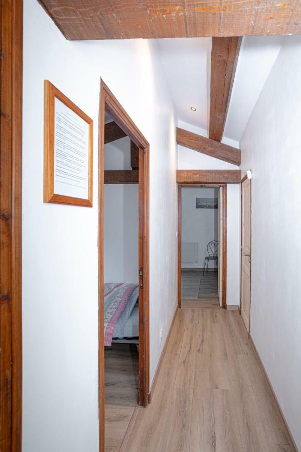 Le Clos Zinou Lambesc Exterior foto